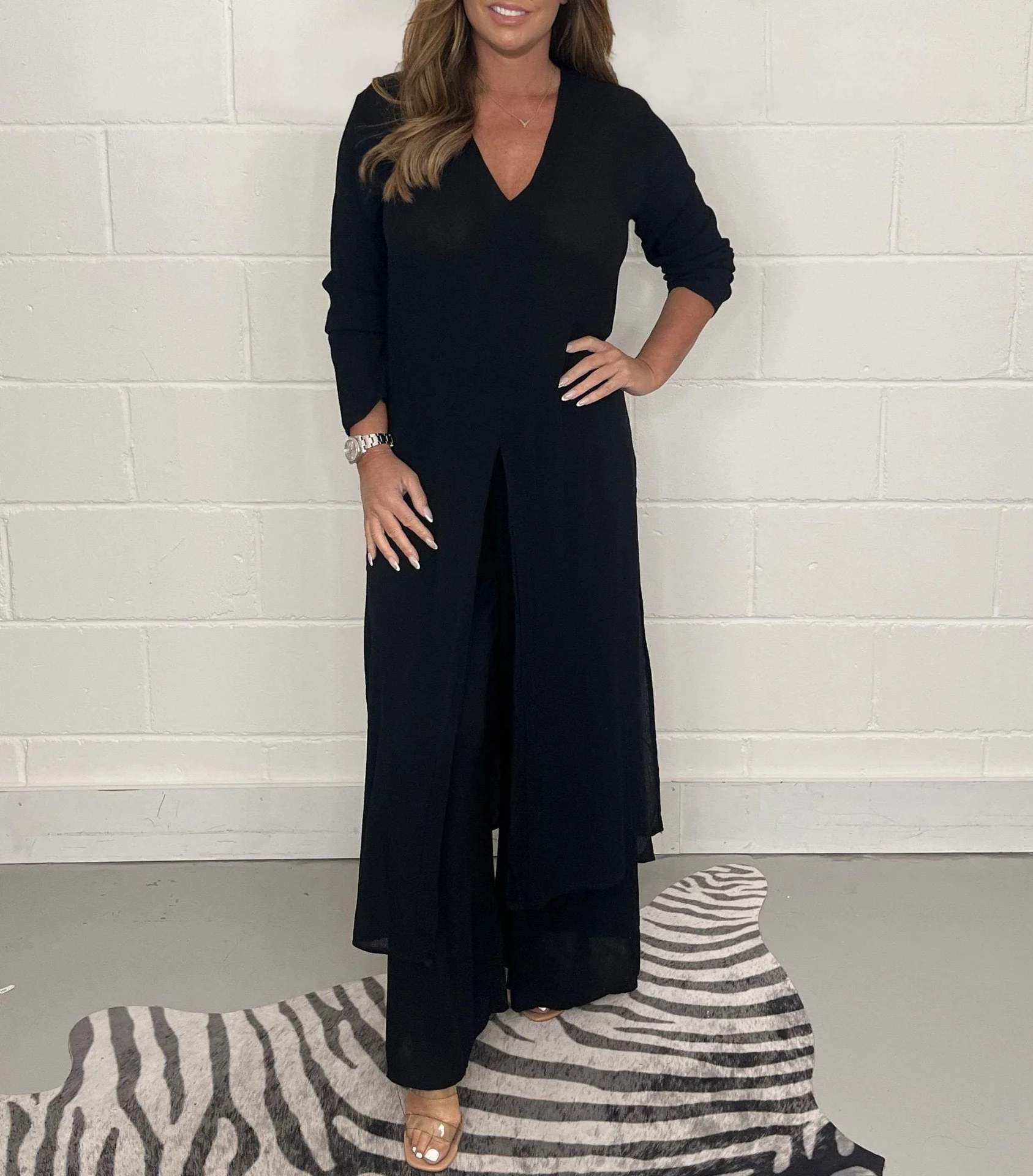 Audrey | V-Neck Longline Two-Piece Set - Image 4