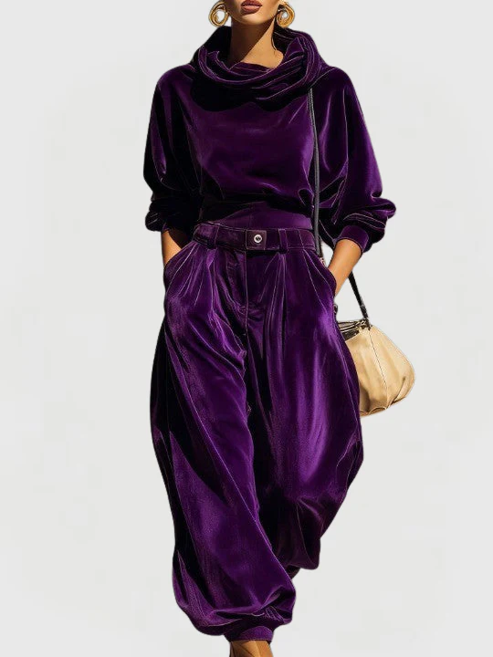 Bianca | Velour Relaxed Co-Ord Set - Image 6