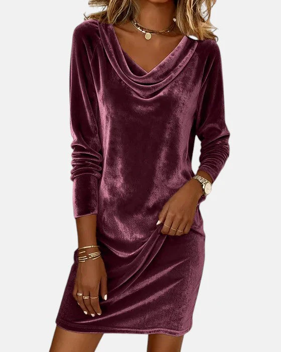Celeste | Loose Fitting Velvet Dress - Image 15