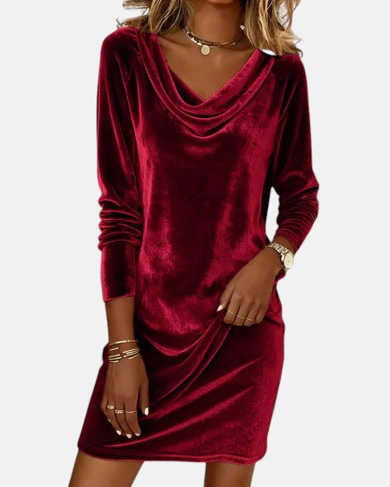 Celeste | Loose Fitting Velvet Dress - Image 4