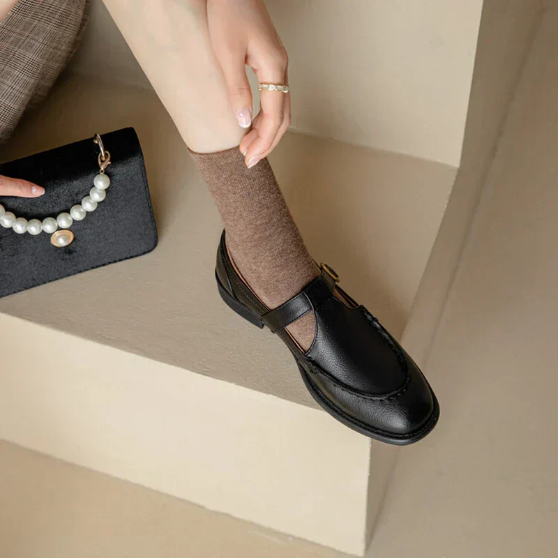 Clara | Retro Shoes - Image 2
