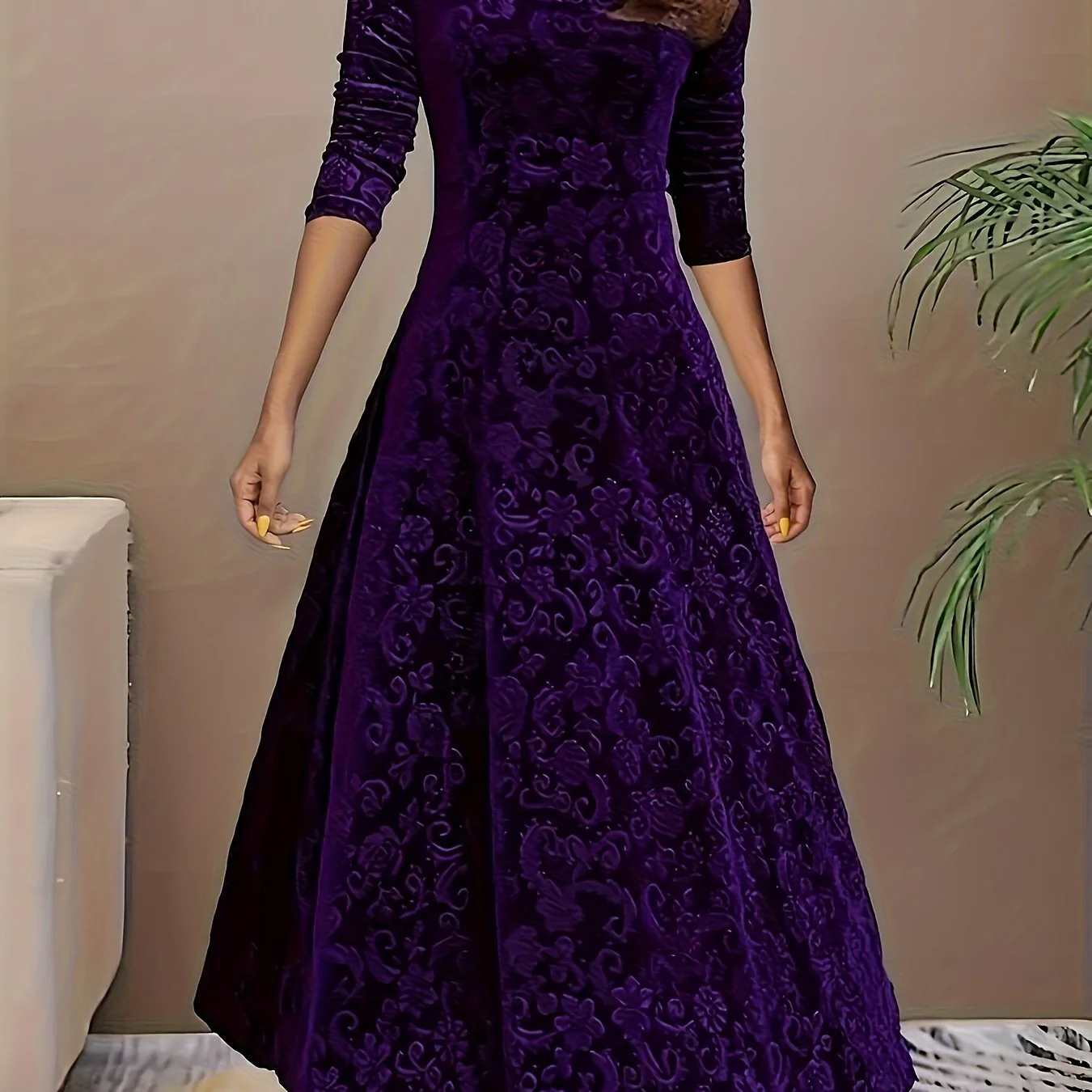 Dorothy | Elegant Patterned Maxi Dress - Image 9