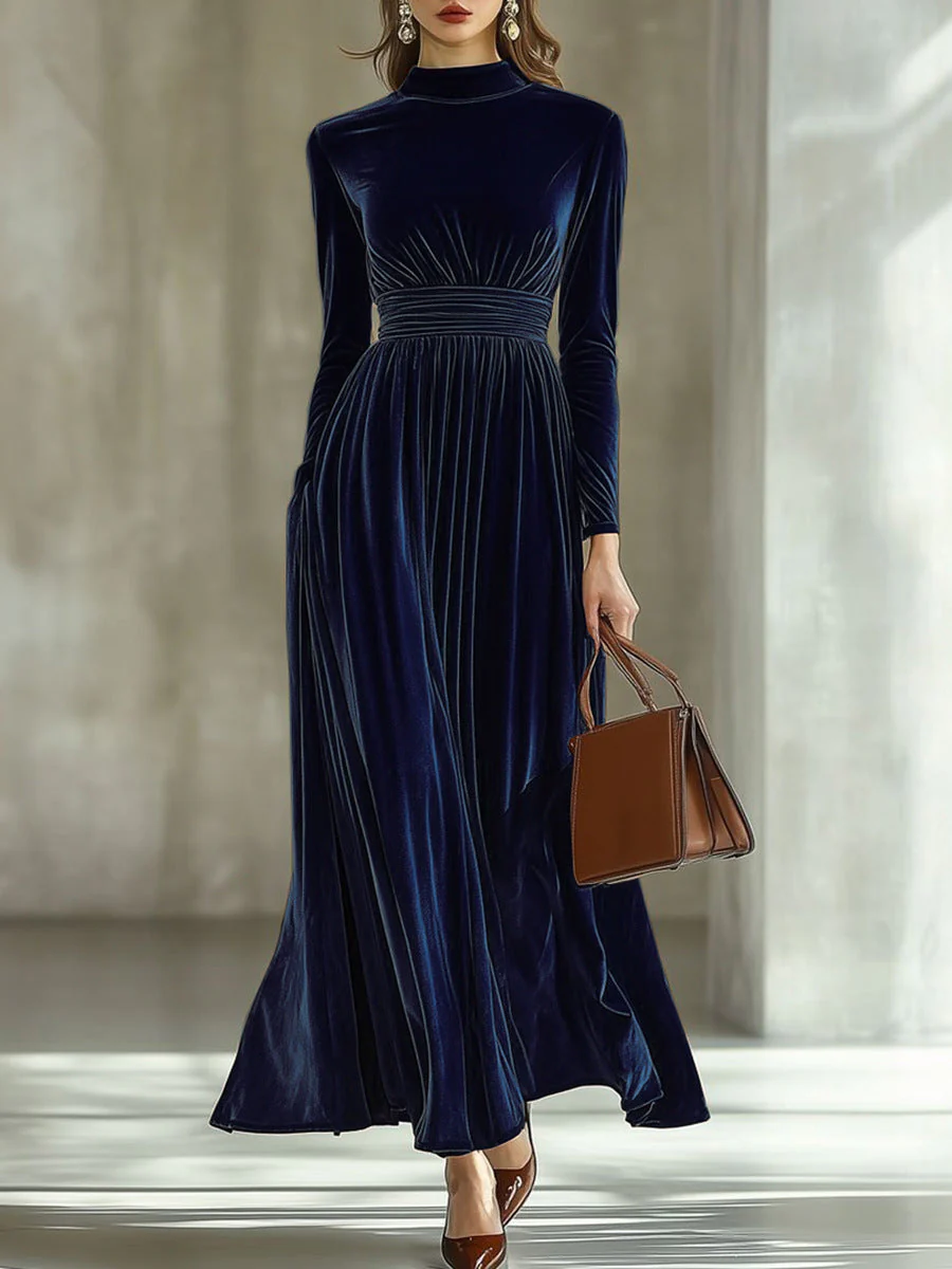 Margot | Pleated Velvet Maxi Dress - Image 3