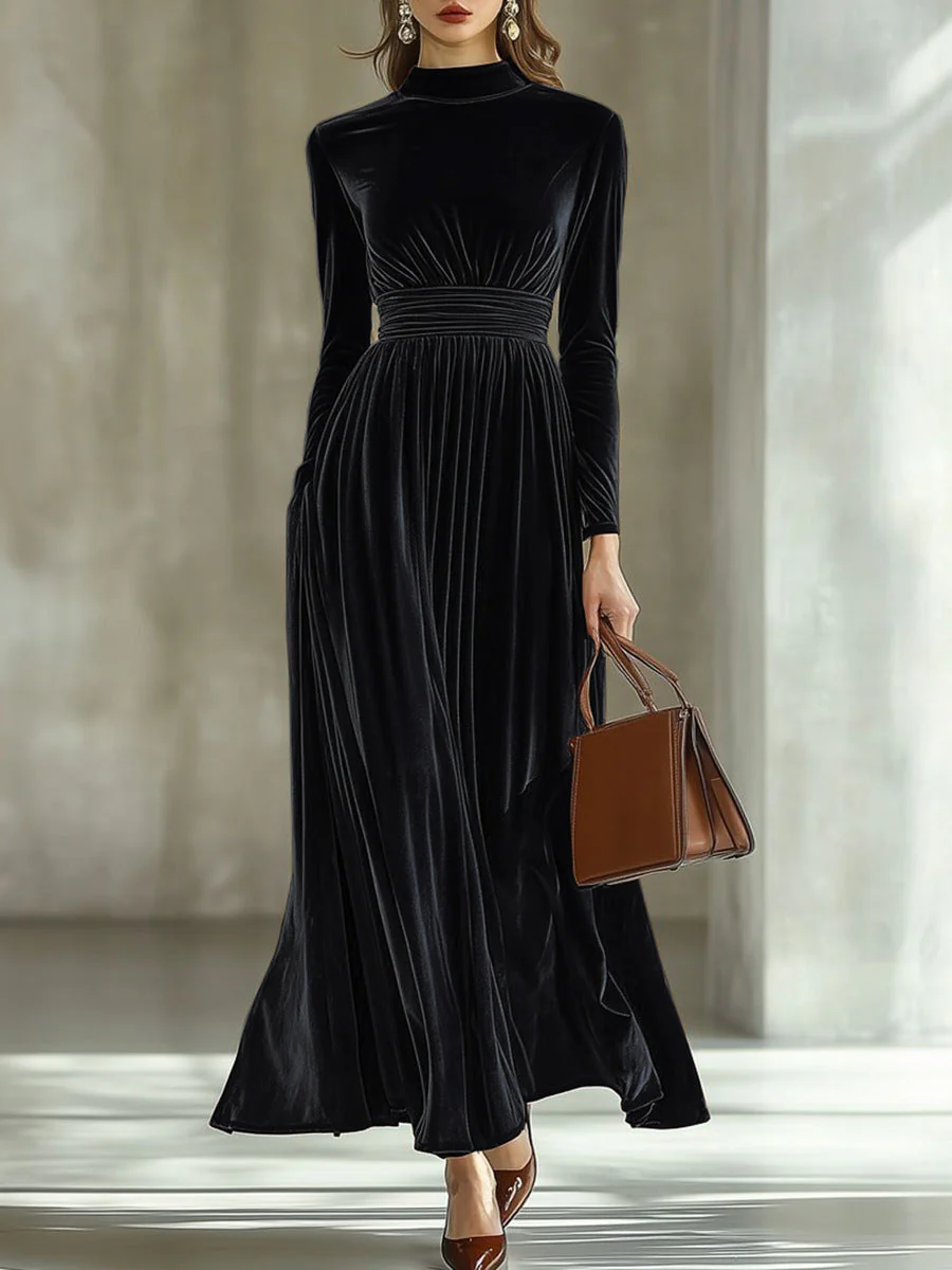 Margot | Pleated Velvet Maxi Dress - Image 4