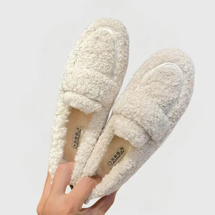Mila | Cozy Faux-Shearling Loafers - Image 4