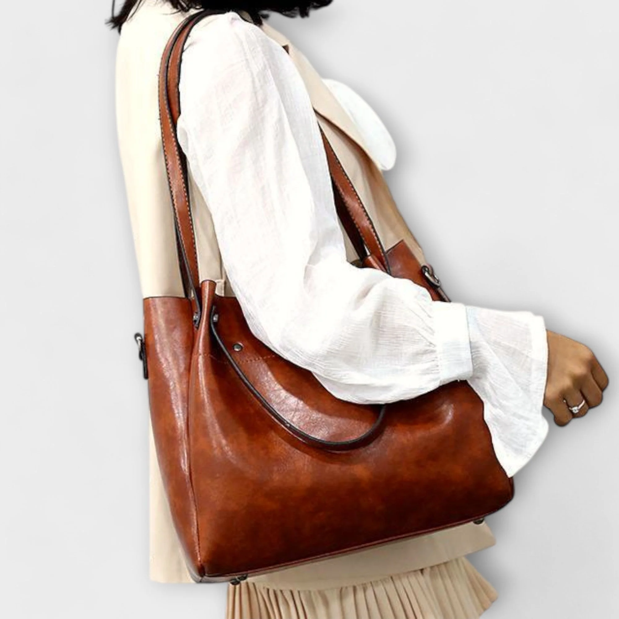 Olivia - 4-Piece Vintage Bag Set - Image 4