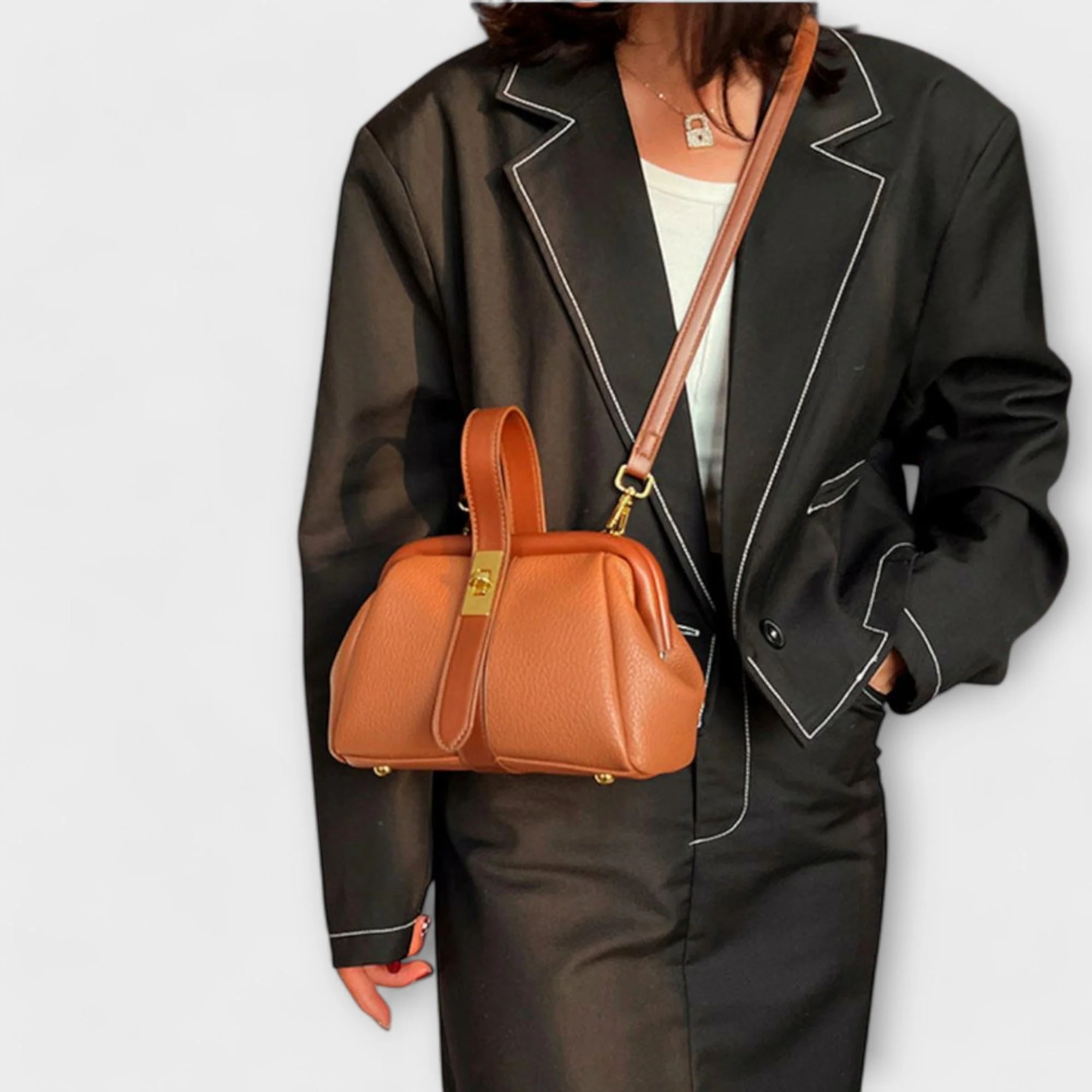 Olivia - Retro Bag - Image 3