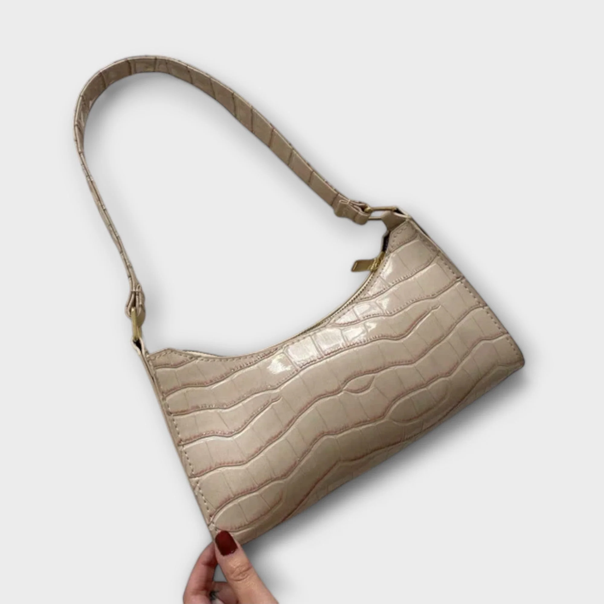 Olivia - Shiny Leather Bag - Image 7