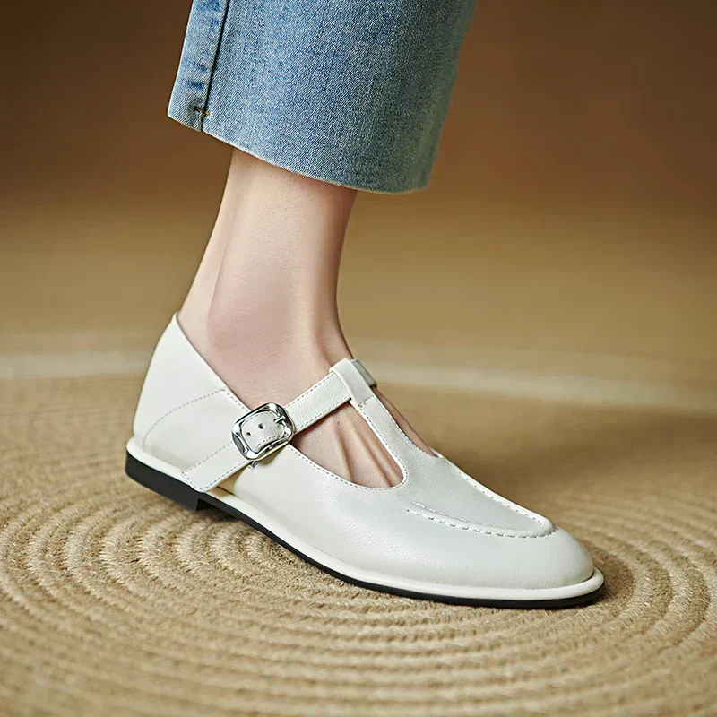 Sarah | Low Heeled Pumps - Image 4
