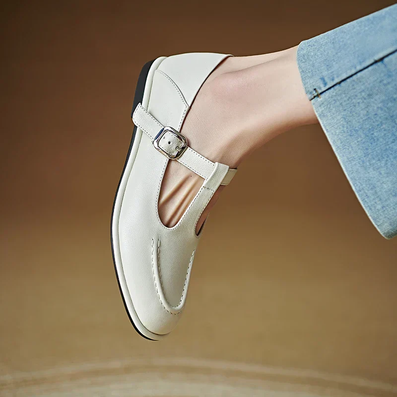 Sarah | Low Heeled Pumps - Image 5