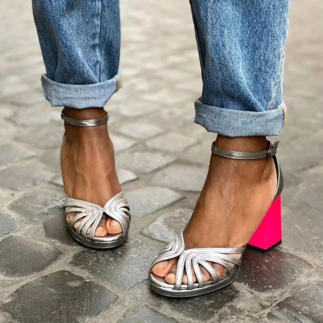 Soise Classic Heels - Image 3
