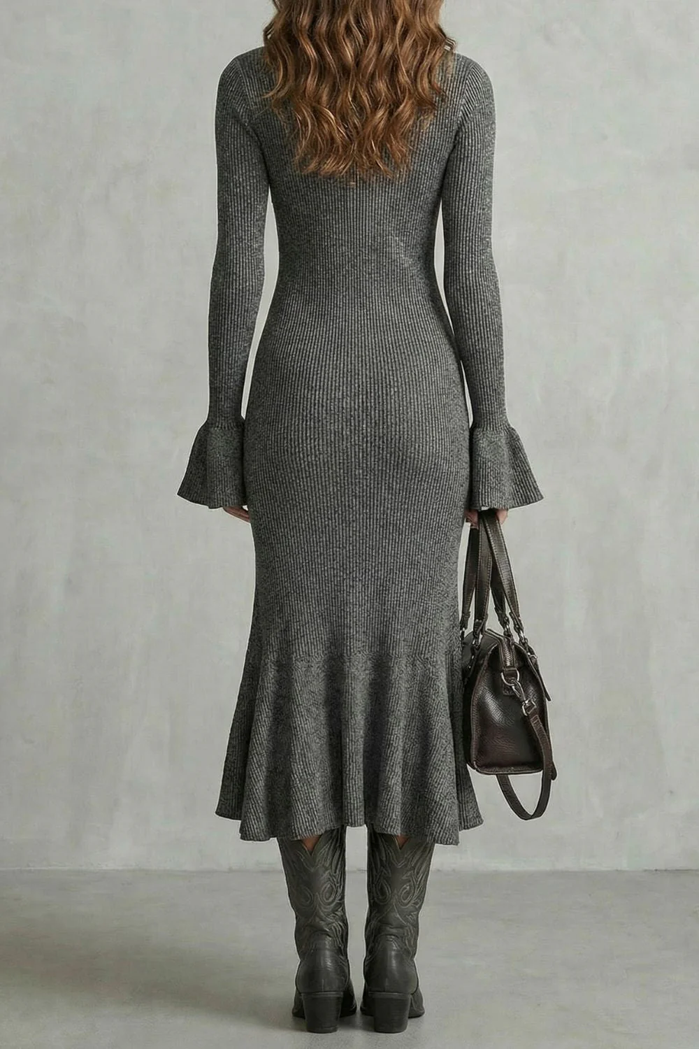 Veloria – Flared cuff elegance – Zip midi dress - Image 4